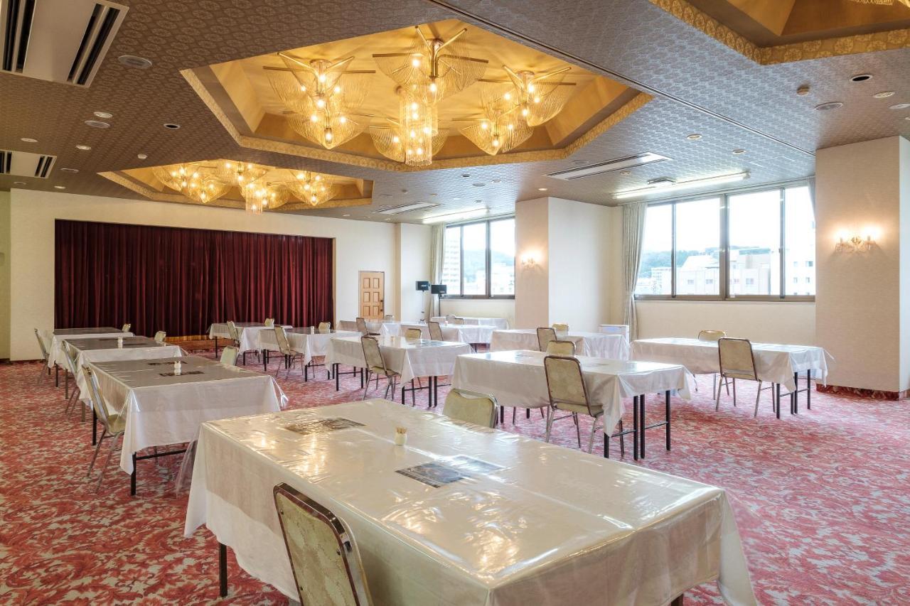 Nobeoka Royal Hotel ภายนอก รูปภาพ